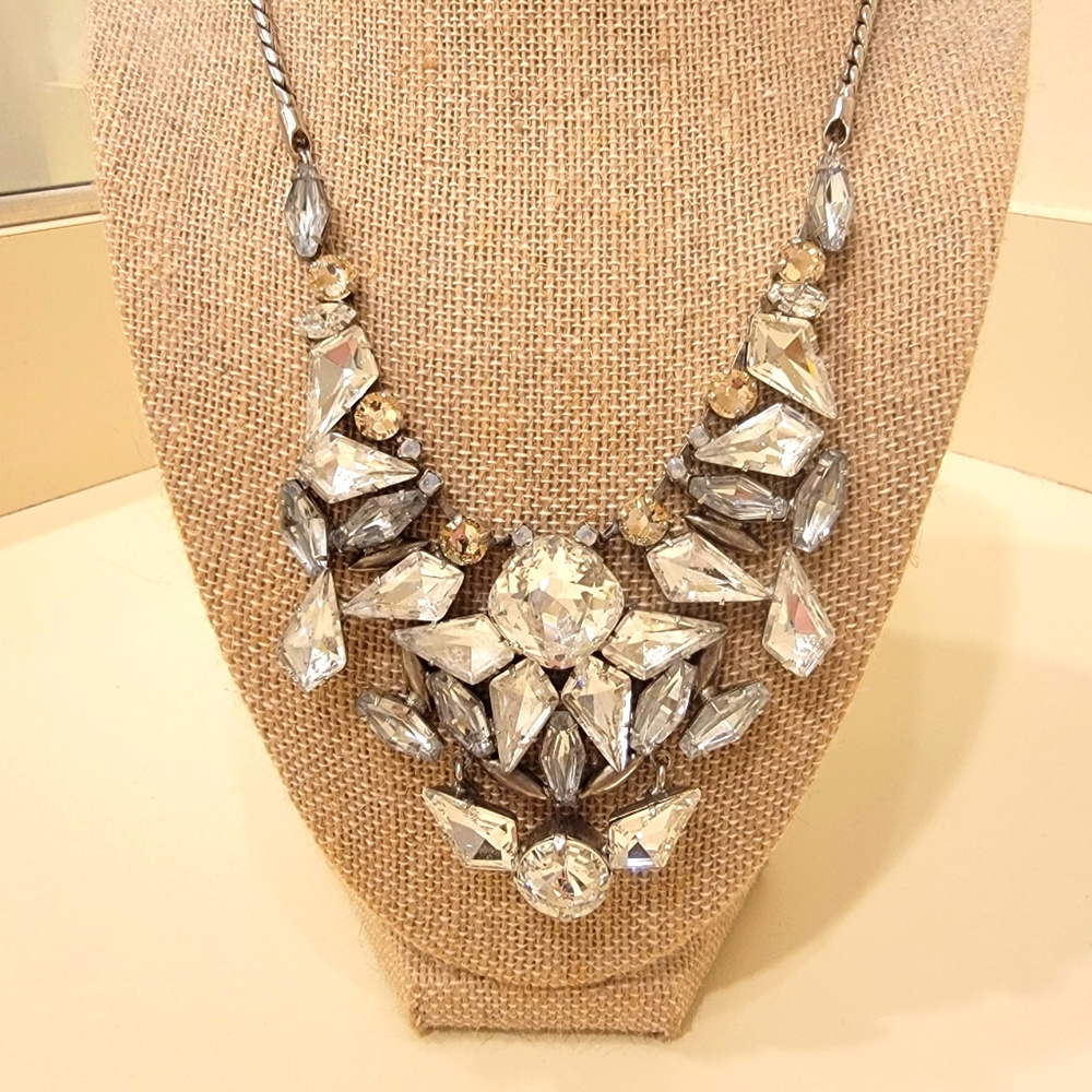 Retired Sorrelli Swarovski Statement Necklace